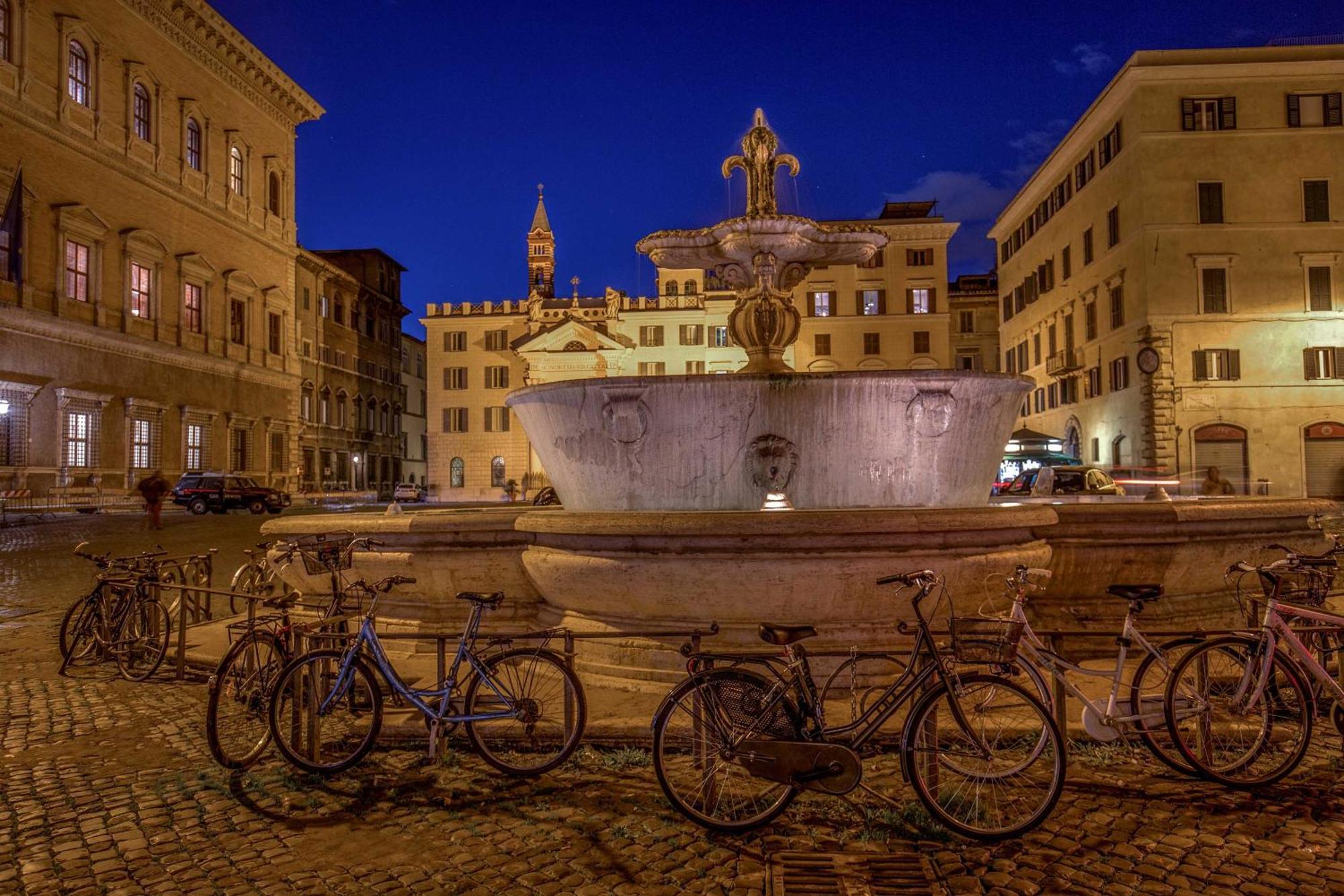 The Right Place 4U Roma Campo De Fiori Apartment La Quercia Dış mekan fotoğraf